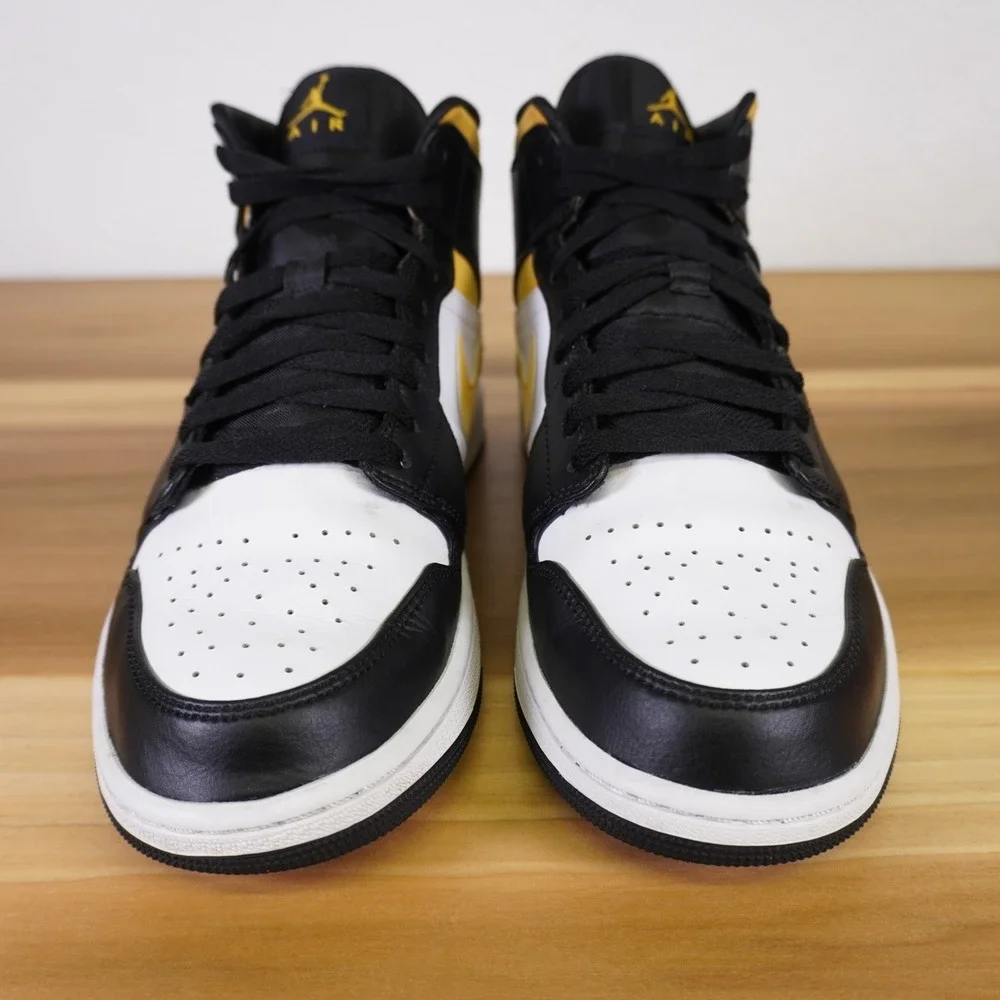Nike Air Jordan 1 Mid Mens 11 University Gold Black White Sneakers 554724-177